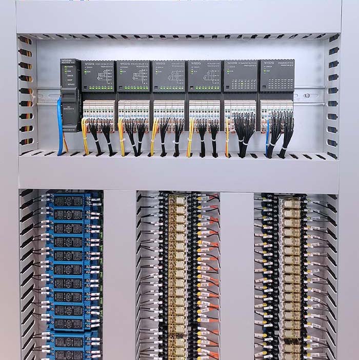 線體上在控制柜內采用的高達IO模塊應用.jpg